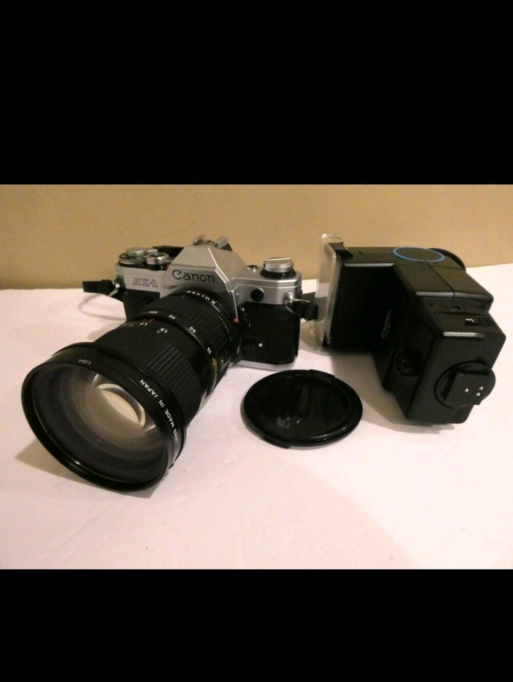 Canon AE-1 Program SLR with 35-105mm F/3.5 Macro Zoom Lens Vivitar Flash